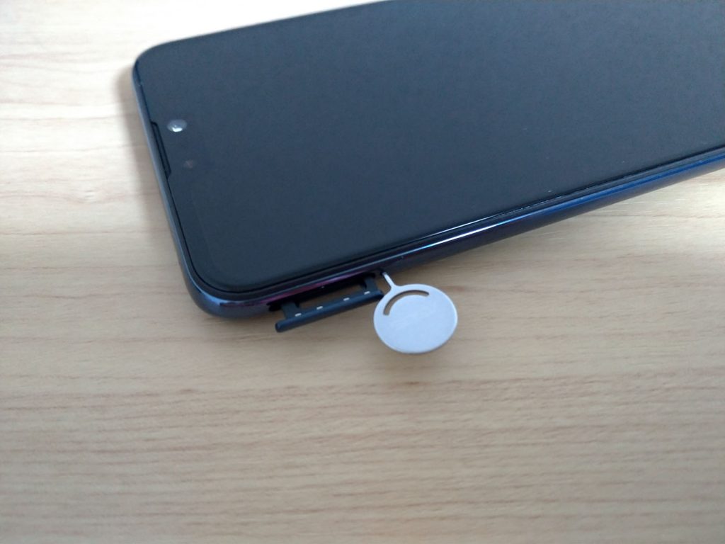 ASUSのスマートフォン『ZenFone Max Pro M2 (6GB)』を紹介(開封編)！ - 北日本サロン